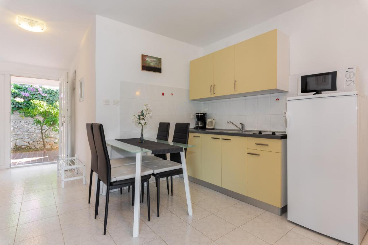 Apartments Kos Rabac Bagian luar foto