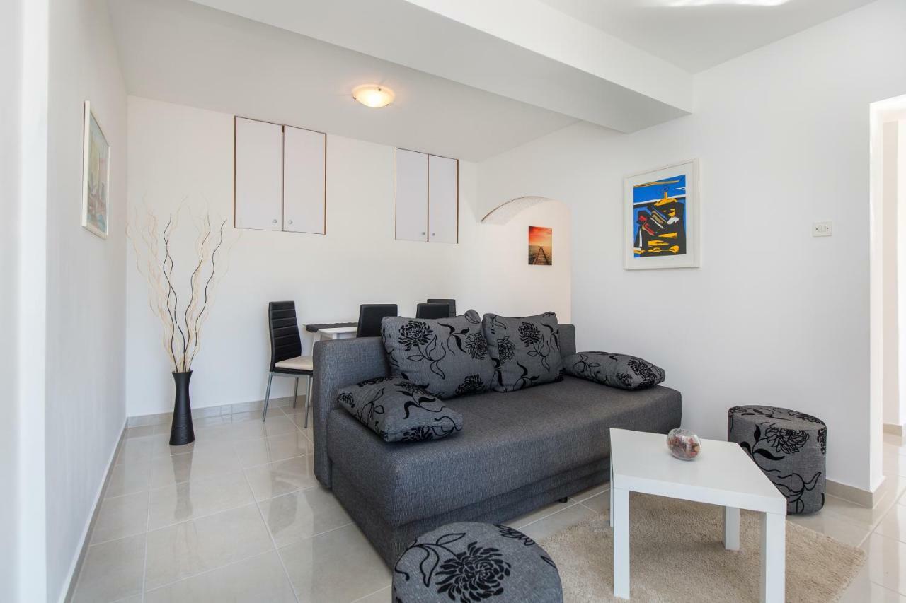 Apartments Kos Rabac Bagian luar foto